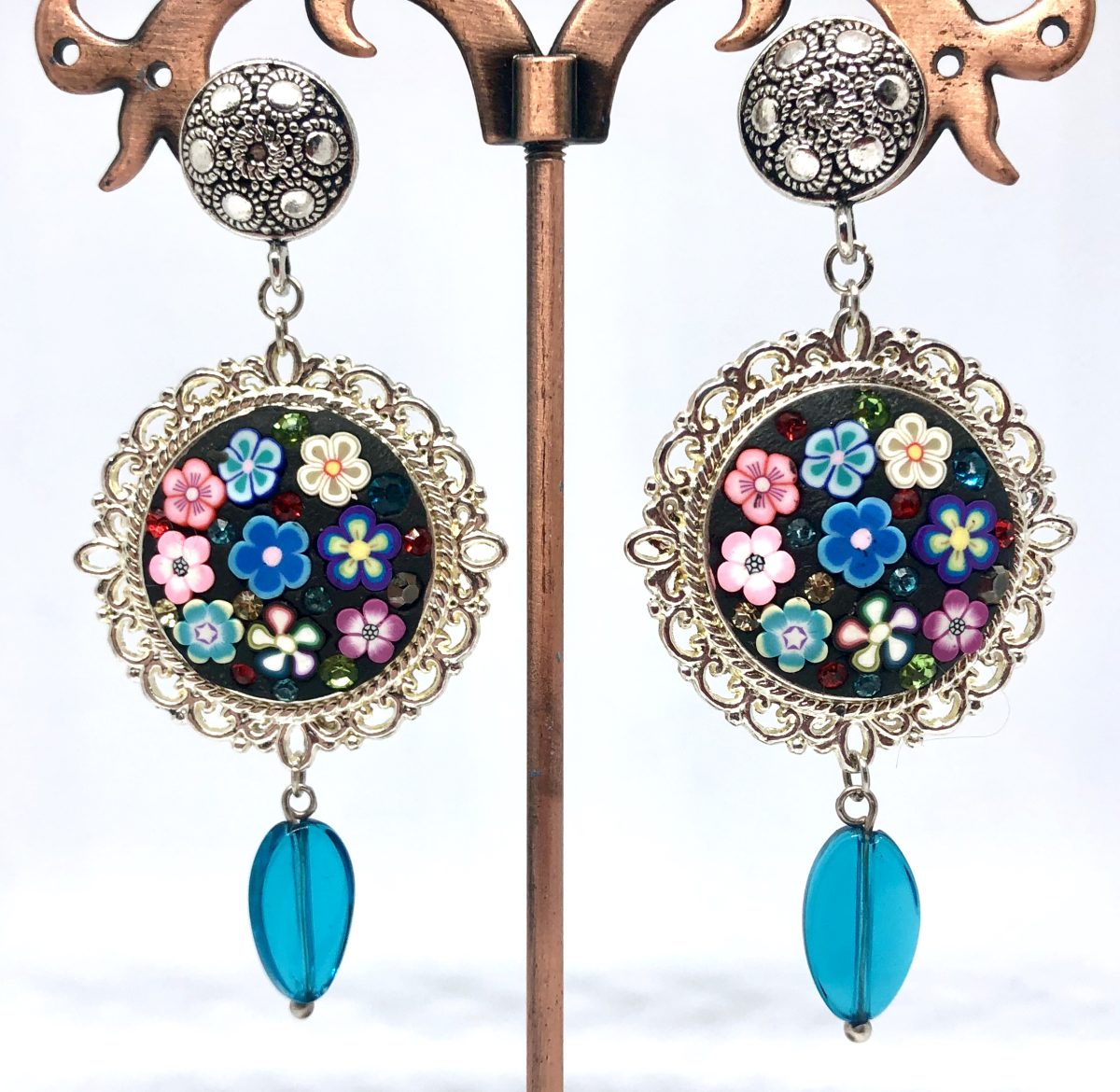 Boucles d’oreilles clous – Ronde botanique