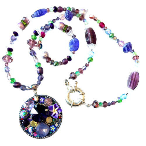 Le collier "Purple garden"