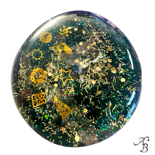 Broche XL - Les galets de verre d'Aline - Féeries Lumineuses Ed. 6 ux couleurs festives avec détails en filigrane pour les fêtes de fin d’année.