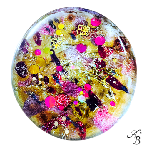 Broche de verre Féeries Lumineuses Ed. 1, création artisanale XL aux couleurs festives avec détails en filigrane pour les fêtes de fin d’année.