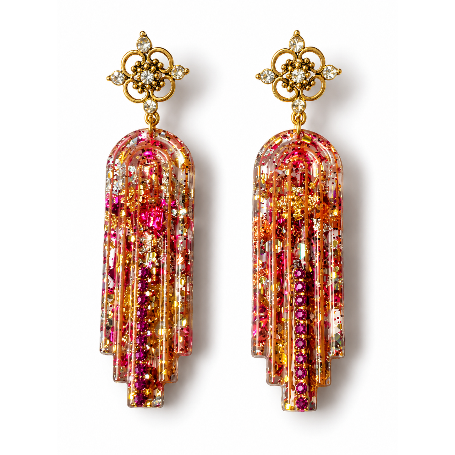 Boucles d’oreilles clous Resin’ Longue fuchsia de face : pampilles nervurées en résine rose fuchsia – Aline B Création