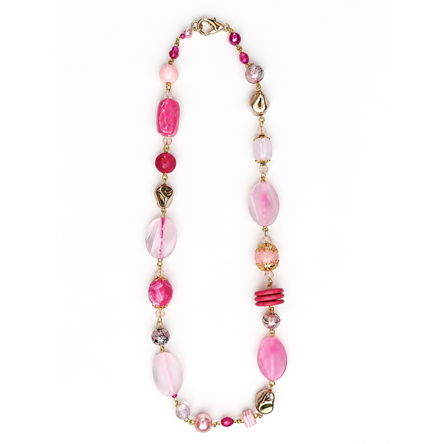 Collier d'antan Rose praline vue d’ensemble : un fil de perles roses, anciennes et neuves – Aline B Création